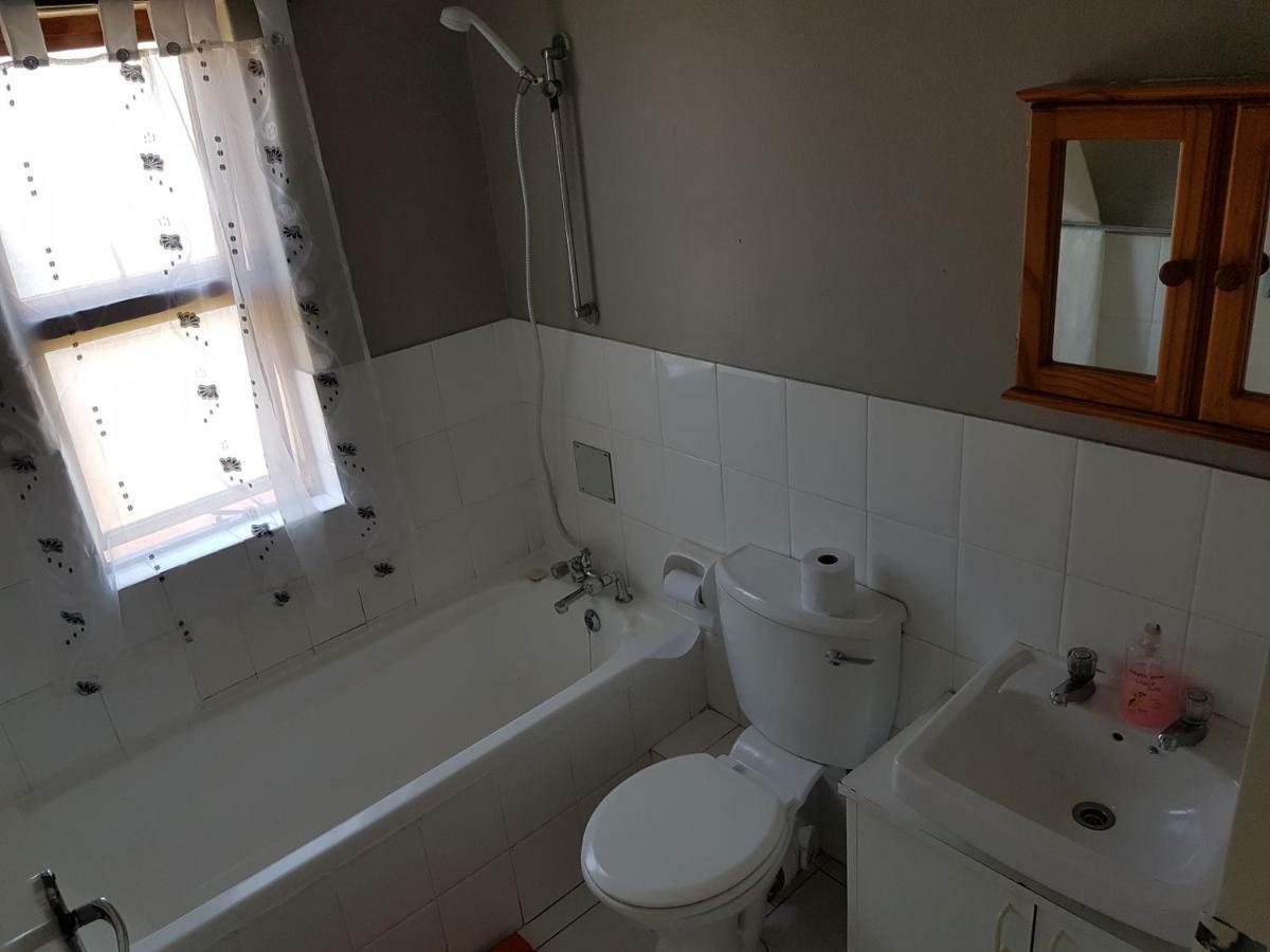 Serengeti Heide Self Catering Flats เคปทาวน์ ภายนอก รูปภาพ